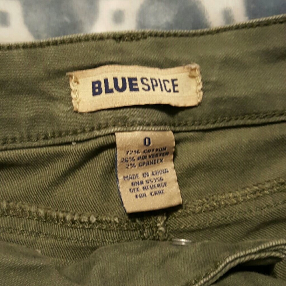 Jeans - Picture 2 of 2